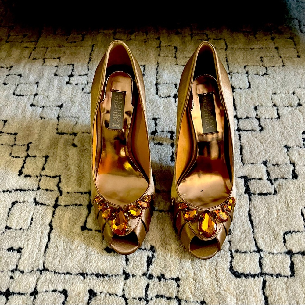 Badgley Mischka Champagne Colored Cocktail Pumps